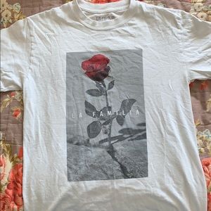 La Familia Rose Tee
